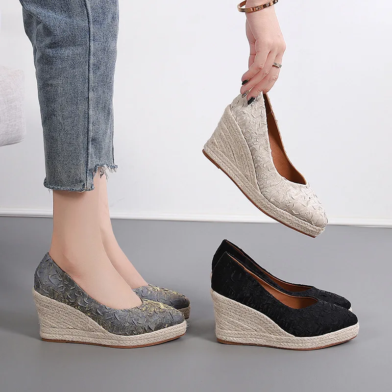 8cmヒール、サイズ34-42、通気性のある快適な花柄プリン - Espadrille Slip On のレビューと価格