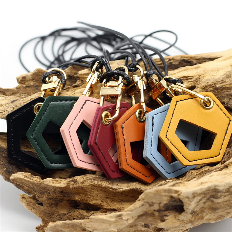 メガネストラップ マイクロファイバーレザー ネックポータブル - Sunglass Retainer Cord のレビューと価格