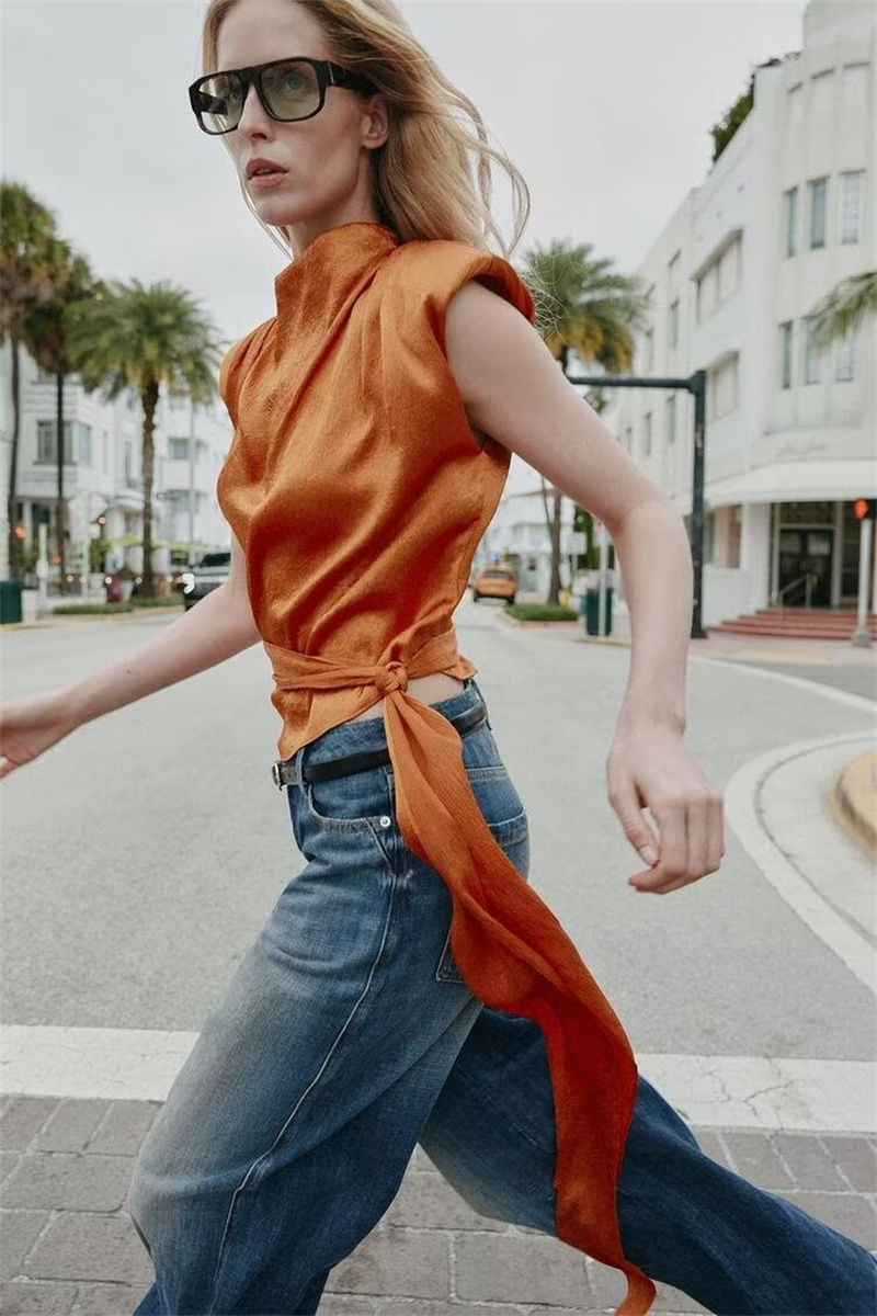 サテンショールカラーノースリーブクロップトップ、女性用エレガ - Shirt Camp Collar のレビューと価格